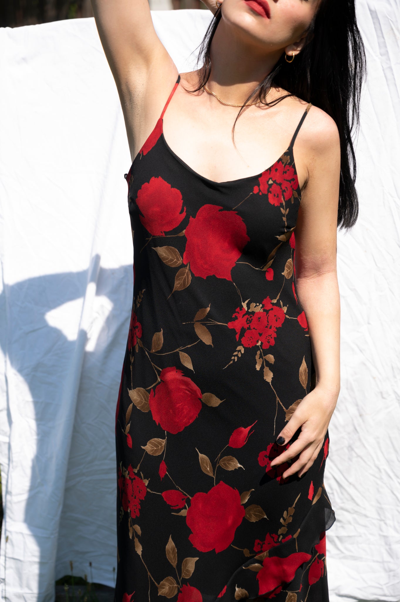 Red Rose Maxi Dress (M) – Ghost Orchid